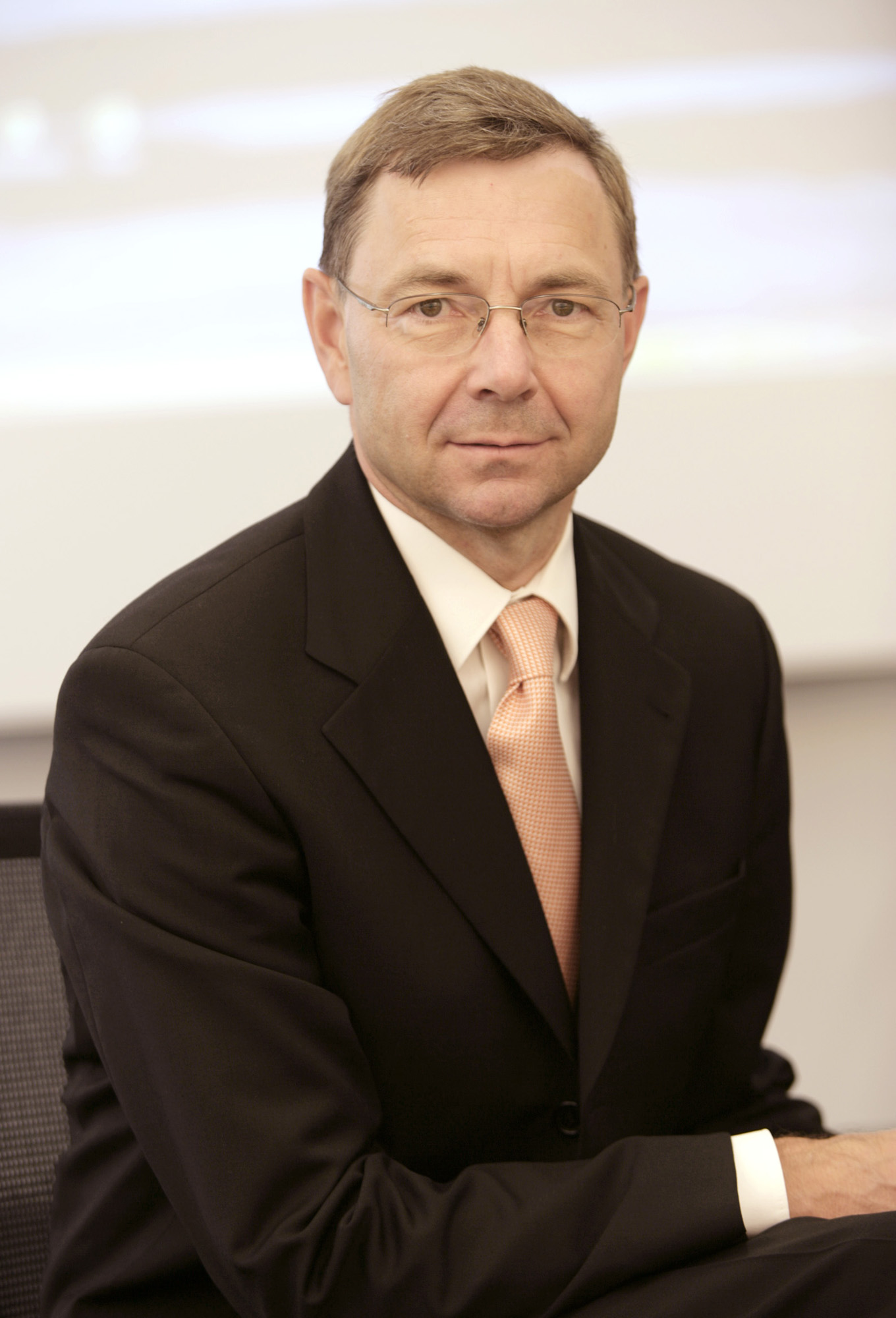 Dr.-Ing. Klaus Egger
